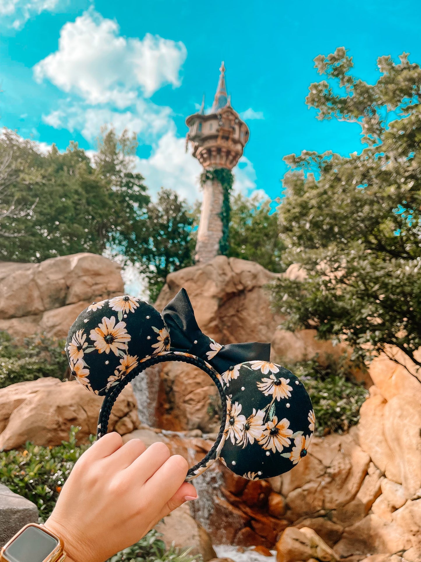 Sustainable Sunflower Mouse Ears